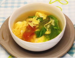 梅とレタスと玉子のスープ